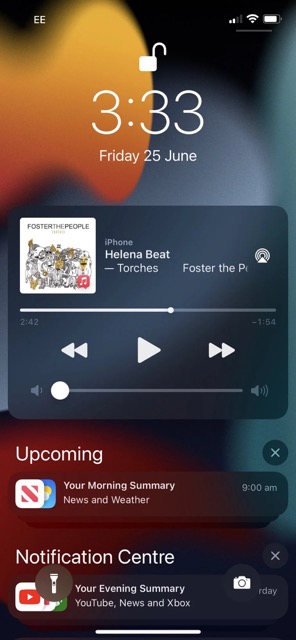 iOS 16 Music Player Volume Control Removed from Lock Screen