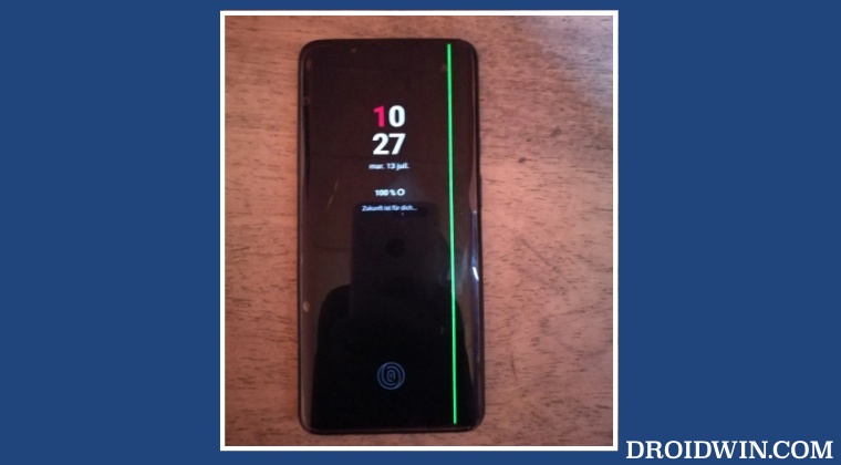 Green Line OnePlus 8 Display